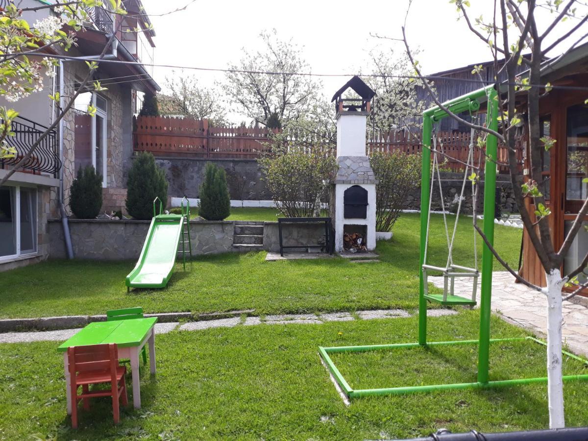 Вила Багрянови Dospat Extérieur photo
